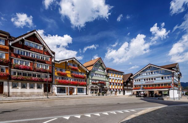 Informationsnachmittage zu den «Spaflaseebala» Seniorenferien 2026